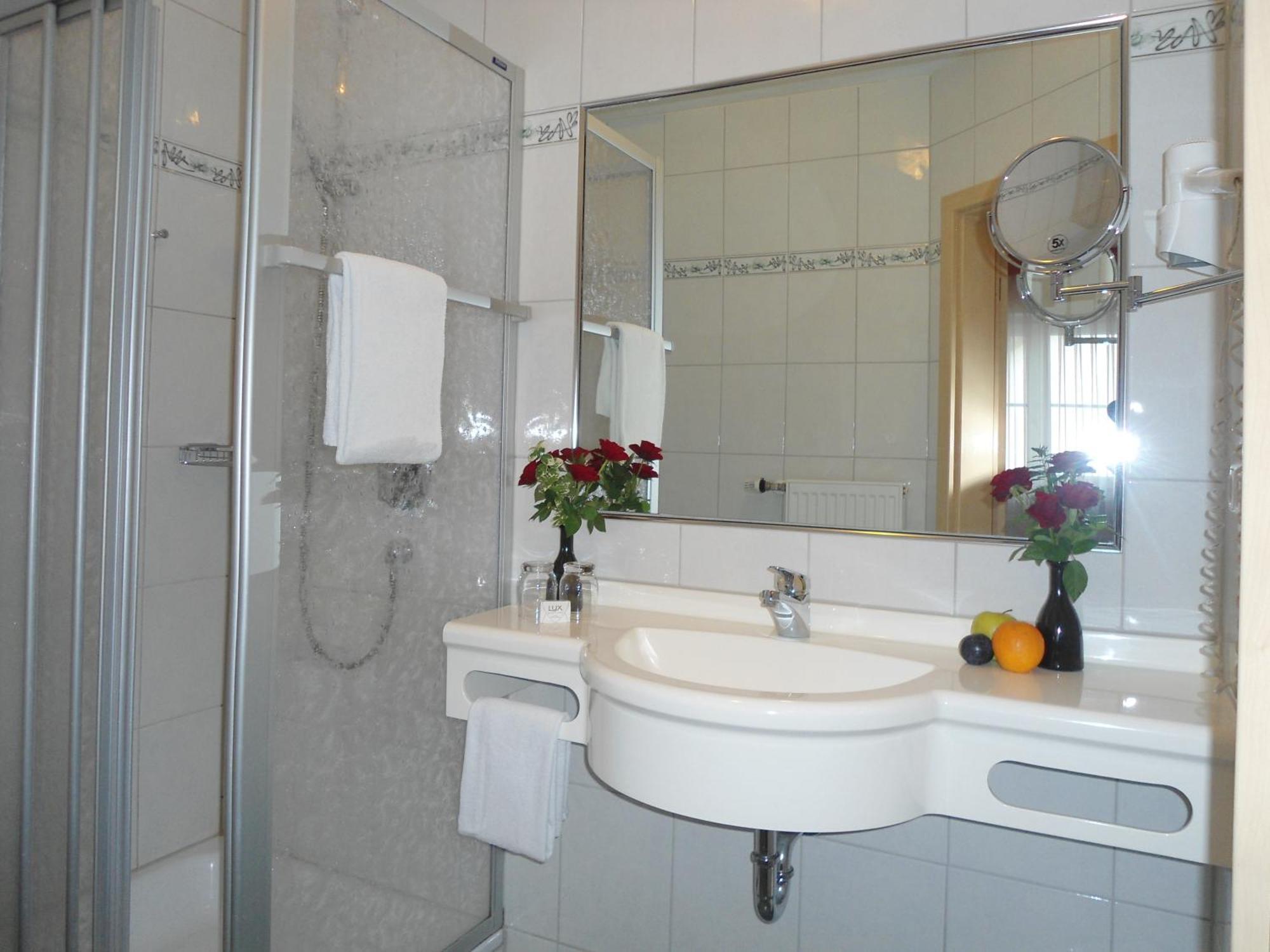 Hotel Hutzenthaler Bruckberg Habitación foto